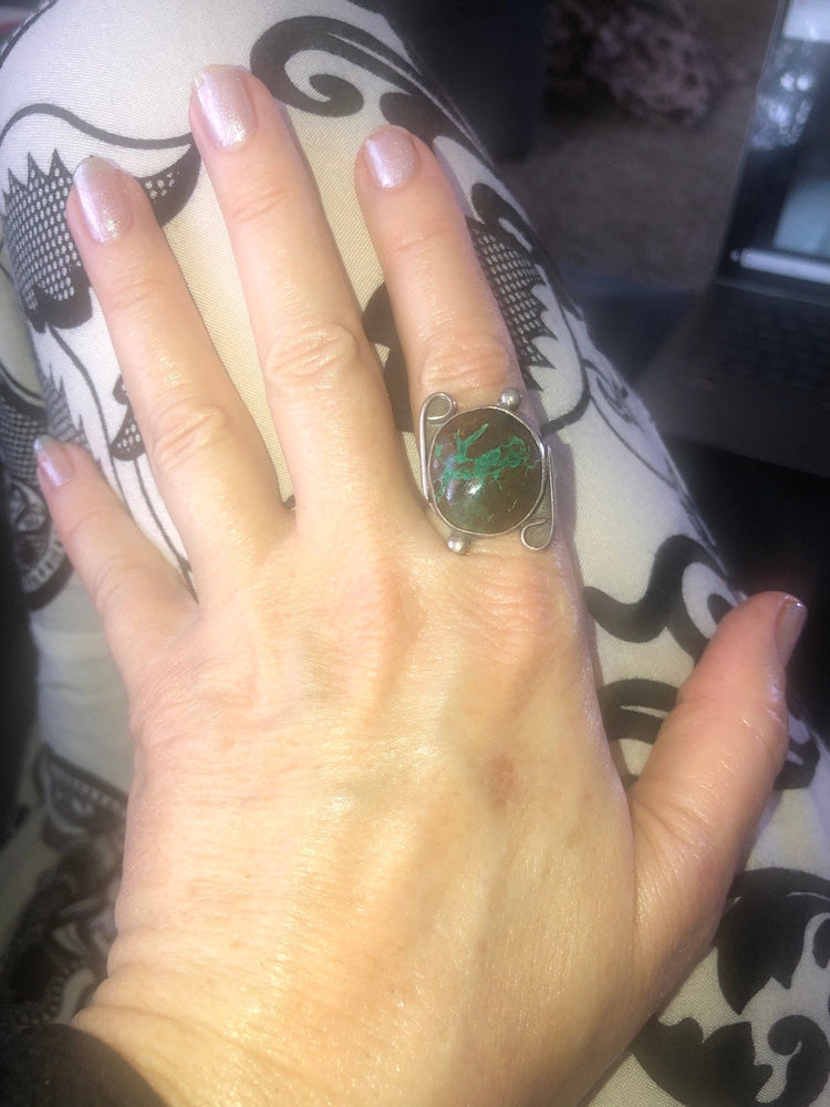 Beautiful turquoise native American ring sterling silver size 8