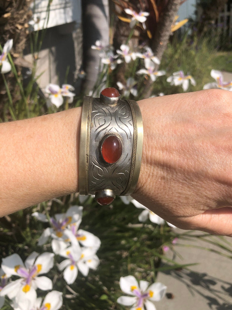 Turkmenistan ethnic vintage cuff bracelet silver brass carnelian gemstone Tekke nice quality Turkmen