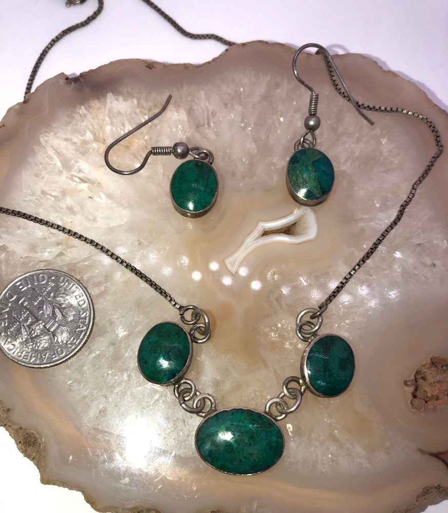 Vintage  green chrysocolla gemstone necklace and earring set sterling silver 925 vintage southwestern