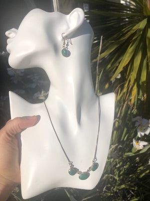 Vintage  green chrysocolla gemstone necklace and earring set sterling silver 925 vintage southwestern