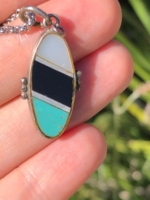 Vintage Native American Indian turquoise inlaid sterling silver pendant chain mop black onyx reversible