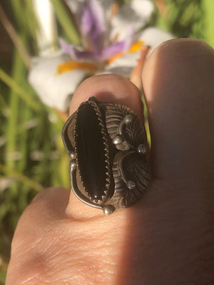 vintage Native American Indian Black onyx sterling silver  gemstone ring size 5 Southwestern squash blossom old pawn