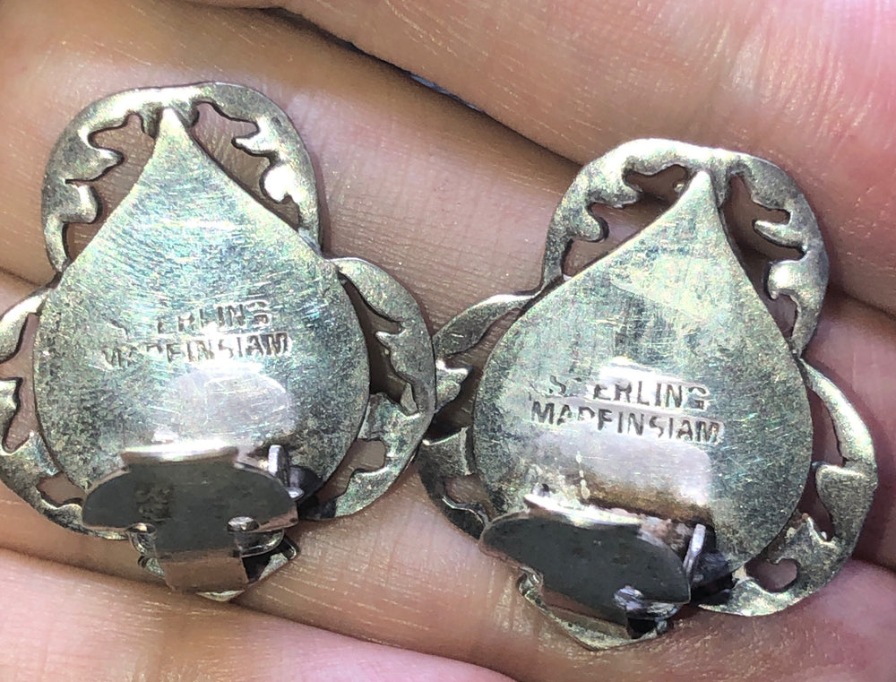 Vintage sterling silver puffy siam clip on earrings 925