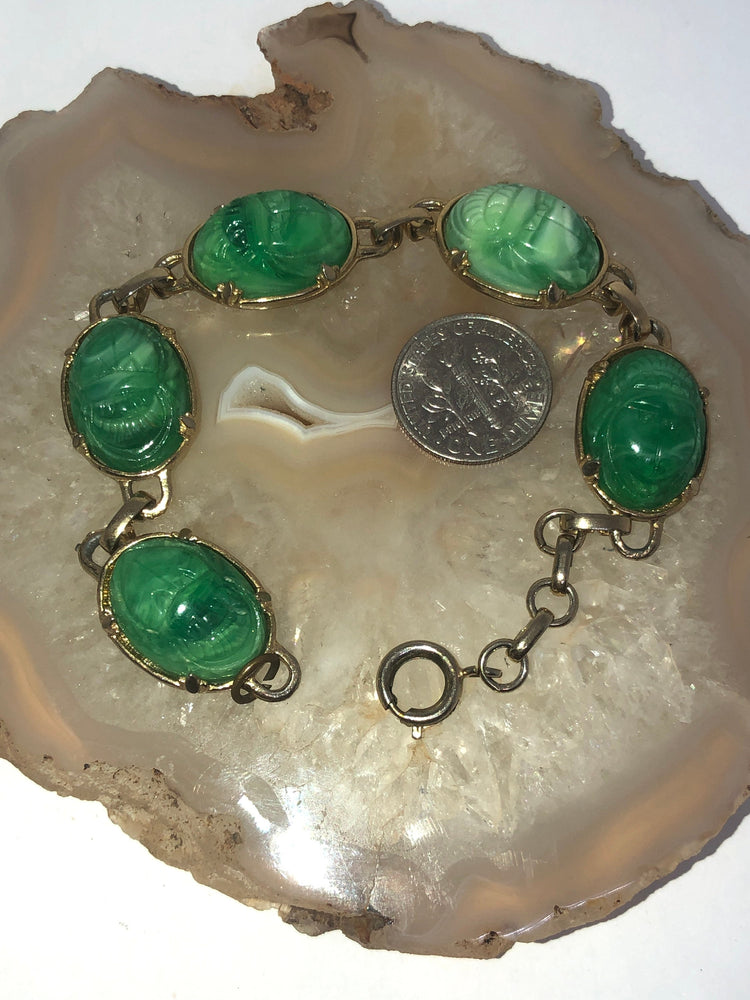 Vintage green And white swirl carved  Peking glass scarab bracelet link gold tone 7.5 Inches usable