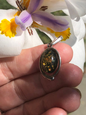 Designer Green Amber TGGC Sterling Silver Pendant 4 Necklace Abstract Style 925
