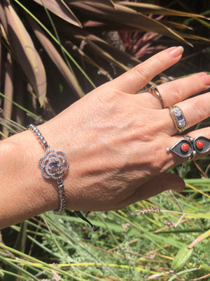Beautiful Rose sterling silver beaded bracelet Pull string to tighten Gemstone / cz? Victorian art deco look Well made 925