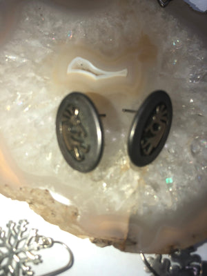 Vintage Joe Willeto Native American Indian Kokopelli earrings sterling silver and 14 karat yellow gold push back southwestern Spirit dancer