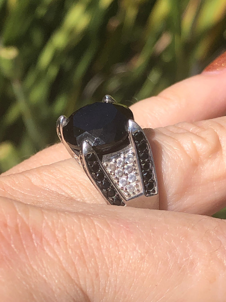 Beautiful black onyx and natural white zircon gemstone ring SG925 Sterling silver Statement ring Size 6
