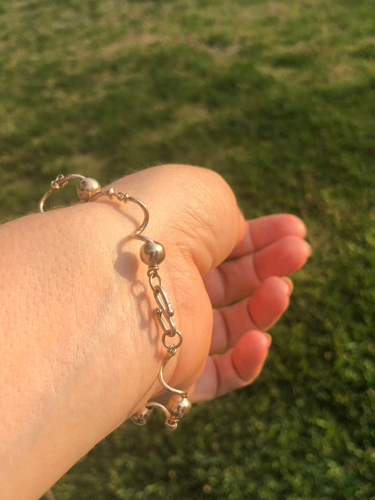 Vintage Spiral bracelet with sliding beads Sterling silver 925 unique and unusual modernist 7.25 inches long