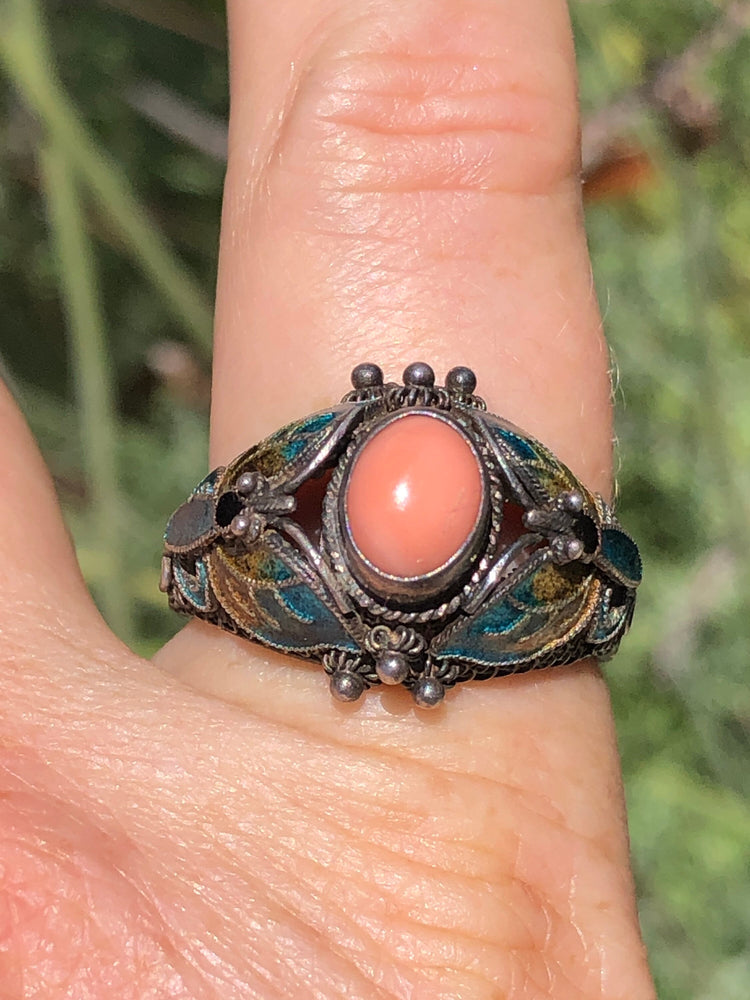Beautiful Chinese cloisonné sterling silver gilt butterfly ring angel skin coral shell Size 9
