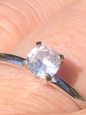 Vintage antique Sterling silver solitaire genuine zirconia gemstone Engagement/wedding ring size 7 Free shipping!
