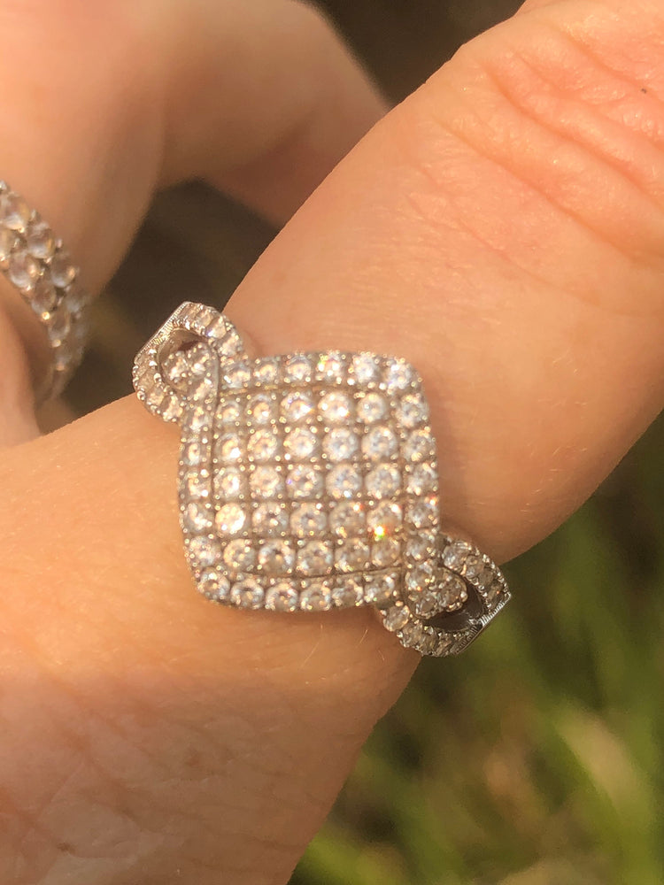 Beautiful CZ crystal ring fake pave set diamonds size 7 look real! Sterling silver 925