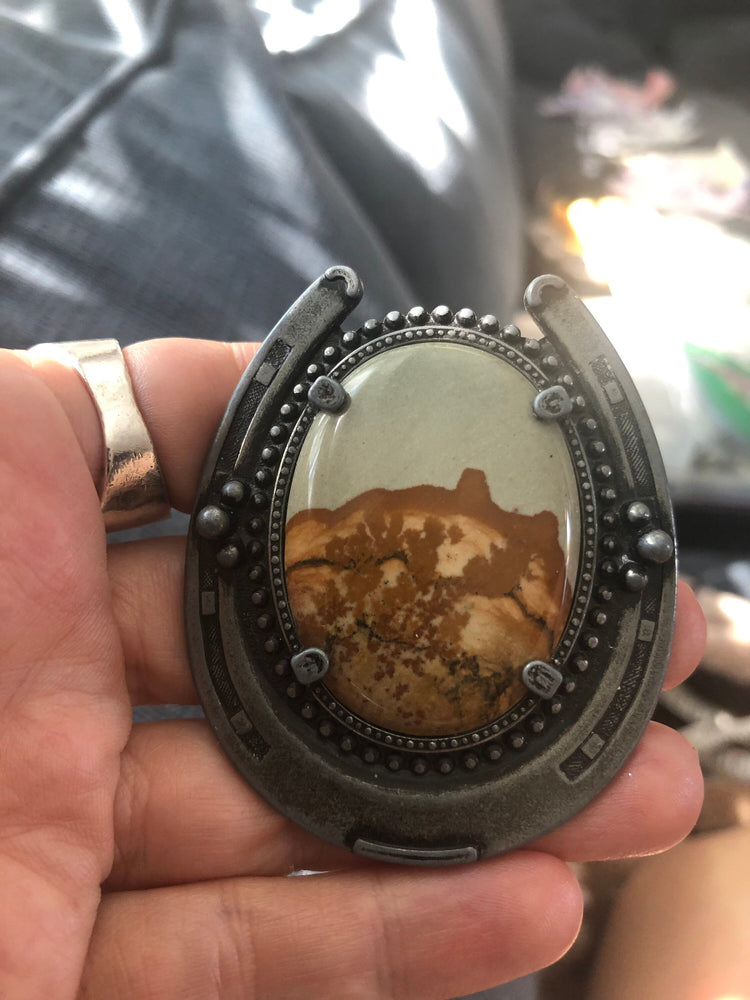 Beautiful vintage western picture jasper gemstone belt buckle horseshoe silver Southwestern