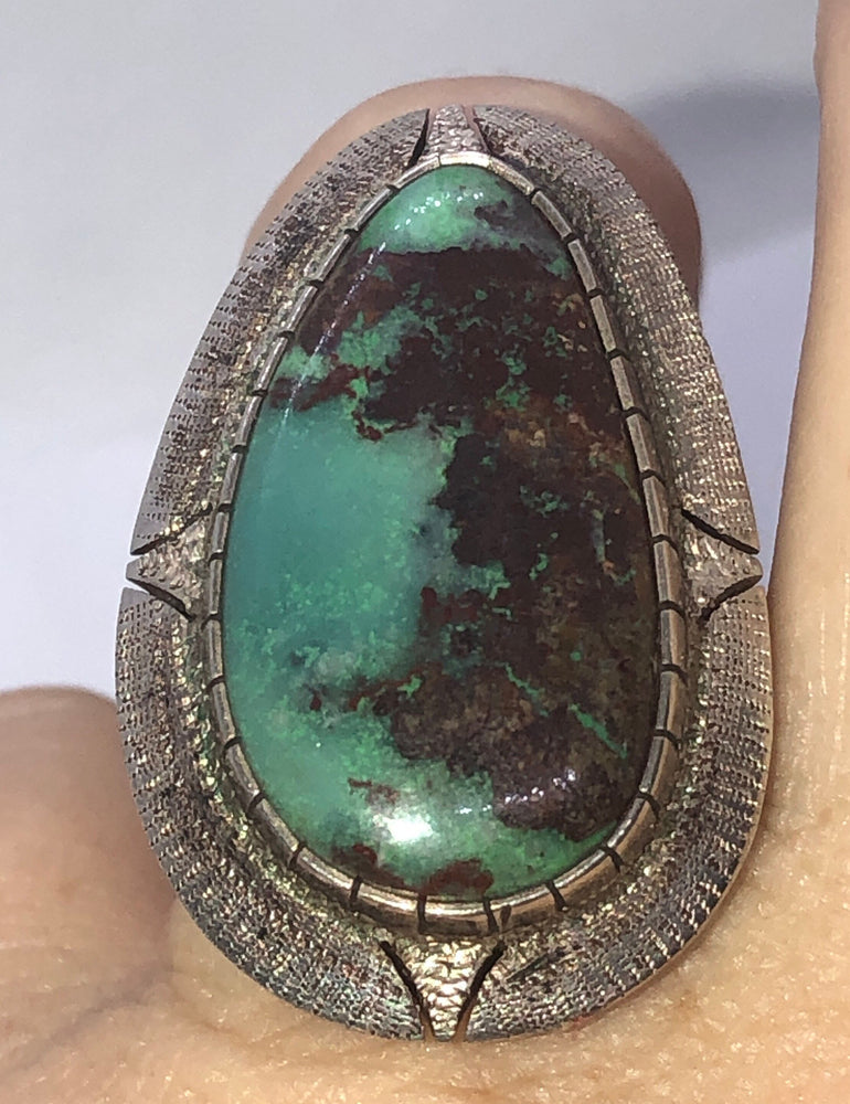 Beautiful Big turquoise gemstone ring sterling silver 925. Native American - southwestern style size  5.75