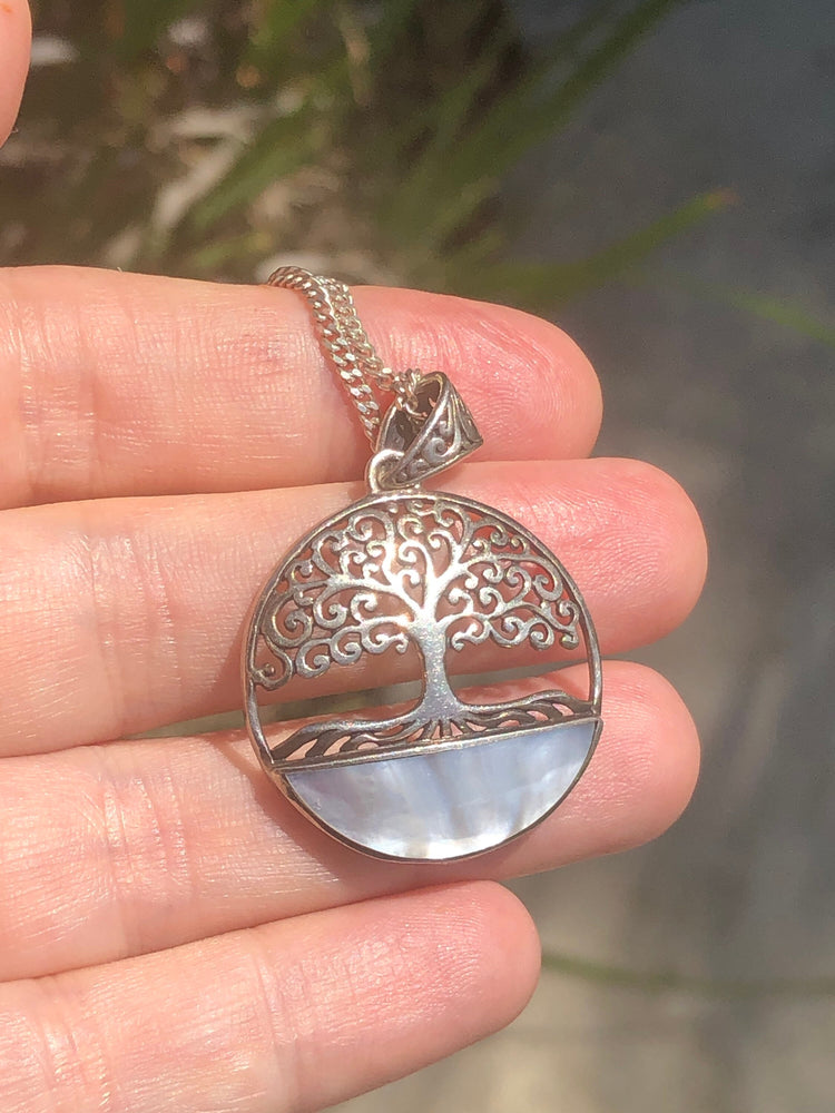 Beautiful Tree Of Life Mother Of Pearl Shell Sterling Silver 925 Pendant Necklace Chain Detailed