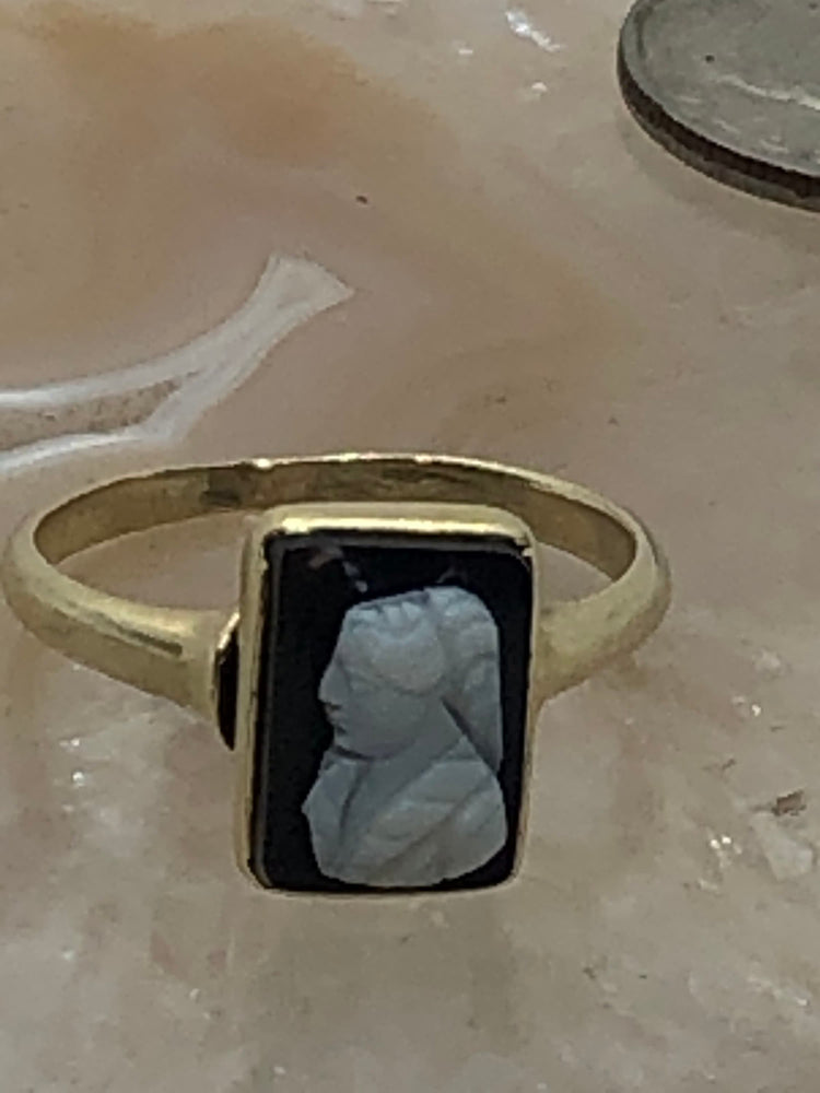 Victorian Black Onyx and Shell Carved Cameo Lady Solid 14 Karat Yellow Gold  14kt  Rectangular Edwardian Antique Size 5