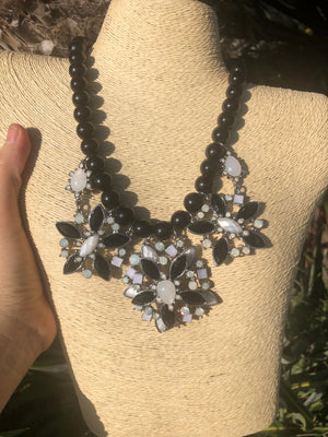 Beautiful Black House White Market Crystal Flower Necklace - Costume Cocktail