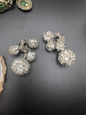 Beautiful vintage antique art deco sequin disco ball dangle earrings bobley Light weight clip on Silvertone Cocktail parties holidays