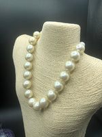 Vintage large faux pearl Beaded necklace/choker Designer CarolLee