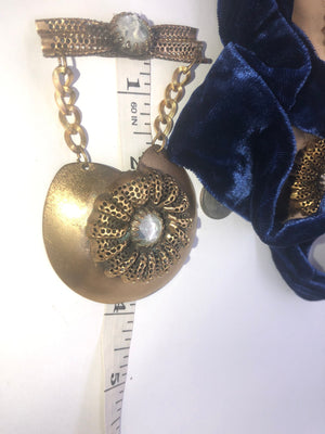 1930s Brass Brooch & Velvet Sash Set – Pre-War Theater Jewelry – Non-Foiled Rhinestones – Czech Revival Style – Hand-Sewn Velvet