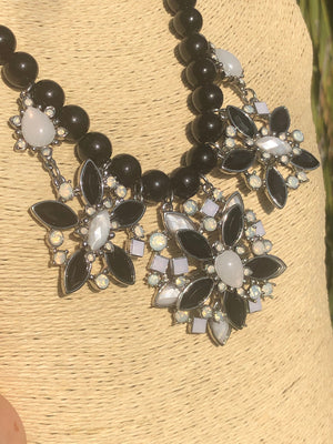 Beautiful Black House White Market Crystal Flower Necklace - Costume Cocktail