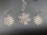 Vintage Sterling Silver Snowflake Earrings & Necklace with Pendant - Gorgeous Set