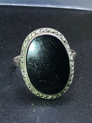 Antique Art Deco 835 silver big black onyx surrounded by marcasite rings size 7