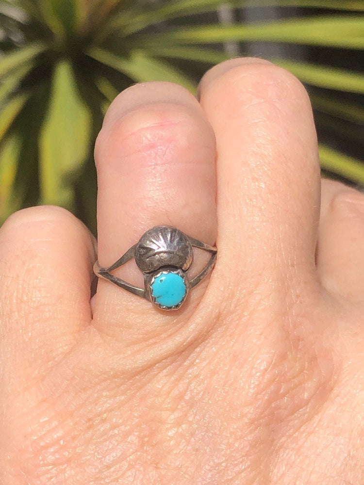 Vintage Native American Indian turquoise sterling silver ring Size 6.5