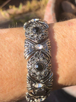 Vintage rhinestone art deco black Silver tone 14 karat white gold shell 14kgs Link bracelet