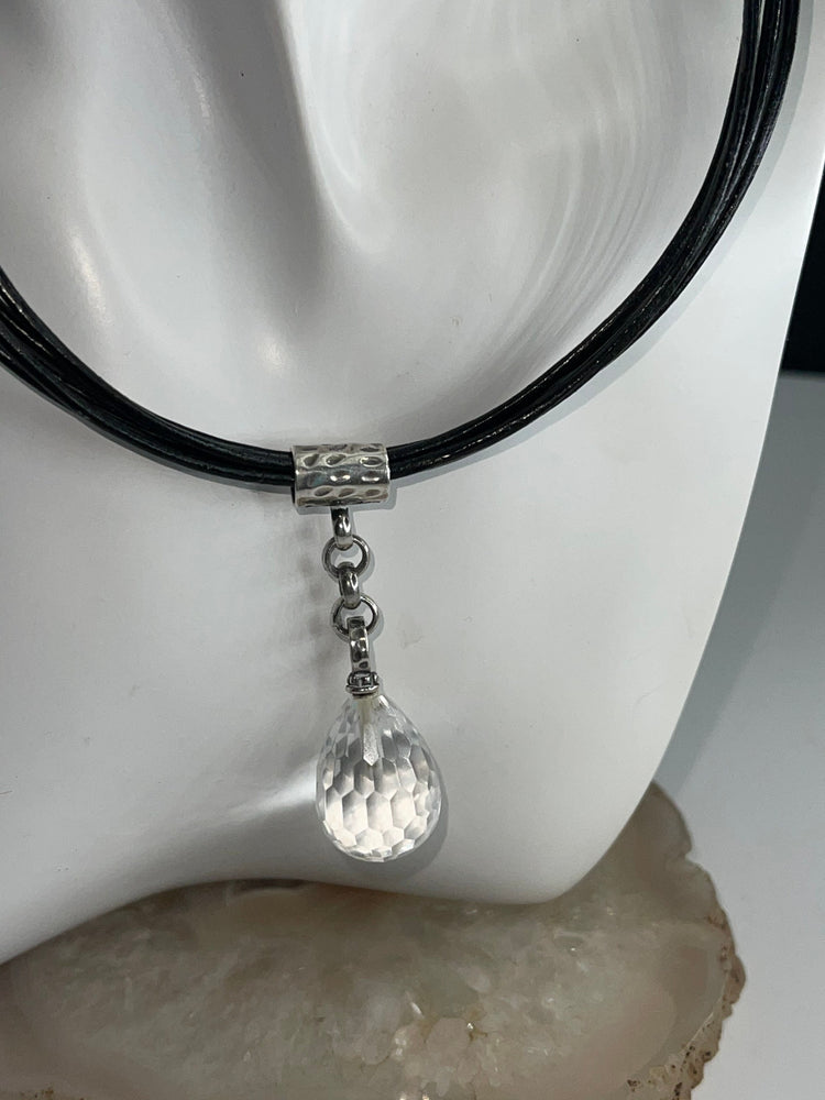 Silpada da Sterling Silver Rock -Quartz Crystal Pendant Necklace Black Leather Cord and Sterling Silver