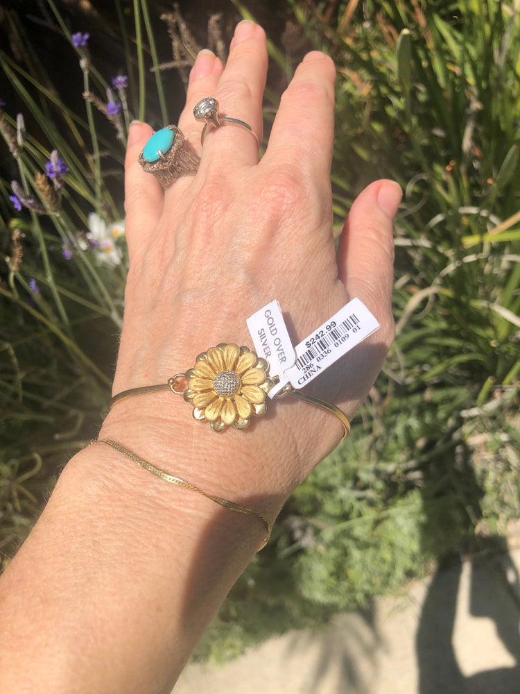 Sunflower/Daisy Bangle Bracelet Gold Over Sterling Silver 925 Diamond Accent Dainty & Beautiful NWT Old Stock