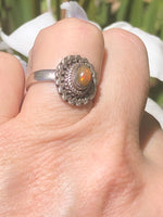 Beautiful Vintage Yellow Fire Opal Cabochon Gemstone Sterling Silver 925 Ring Size 6