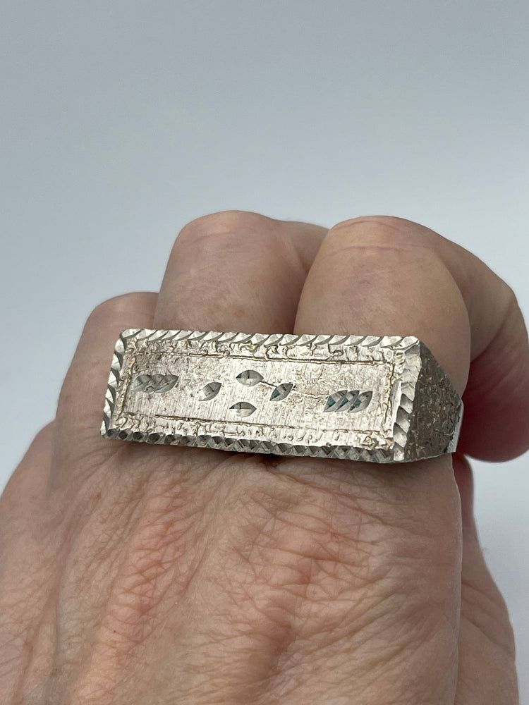 Vintage Sterling Silver Double Knuckle Ring: Diamond Cut Duster Ring, Size 8.5-9