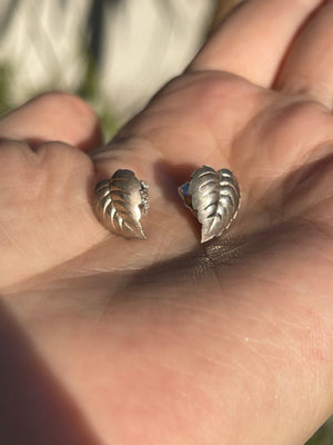 Vintage Sterling Silver 925 Stud Earrings Leaf Leaves