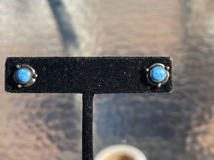 Vintage Sterling Silver 925 Blue Denim Lapis Gemstone Stud Earrings Southwestern