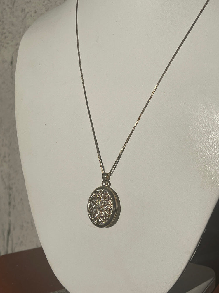 Ross Simons Gold Vermeil Sterling Silver 925 Locket Pendant Necklace w Chain Diamond Accent