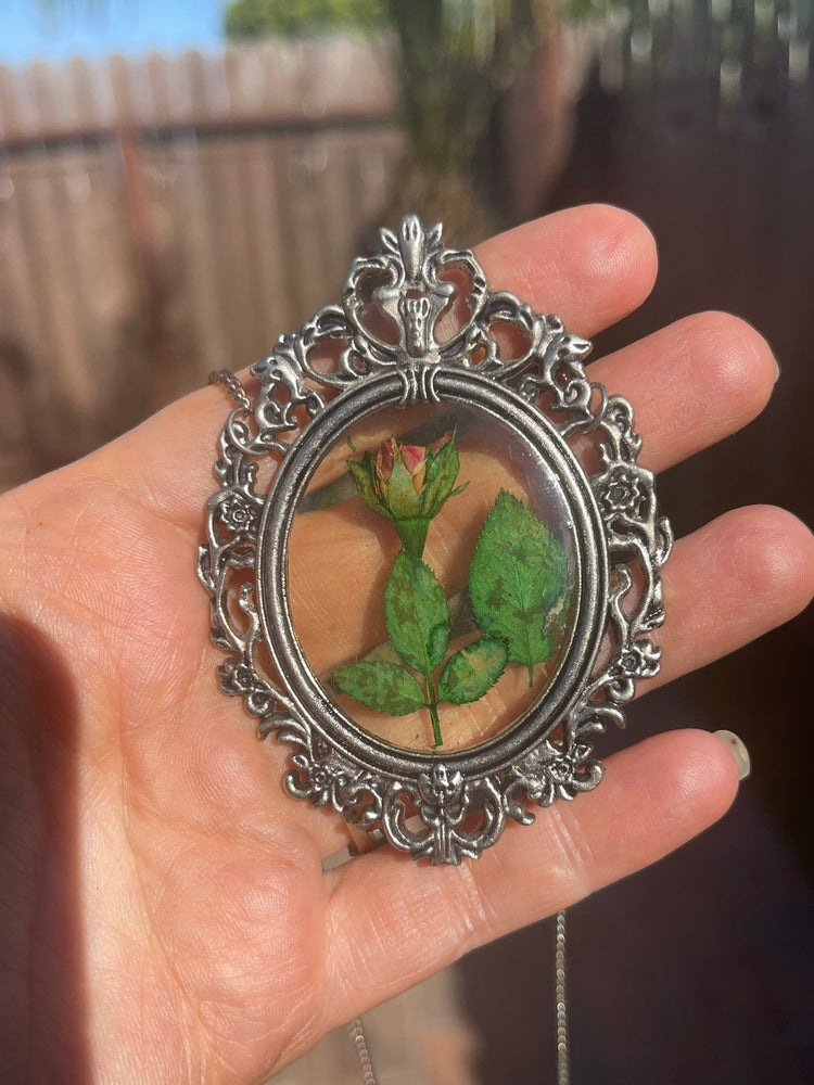 Big Vintage Botanical real Rose - Flowers Pendant Necklace Silver Tone