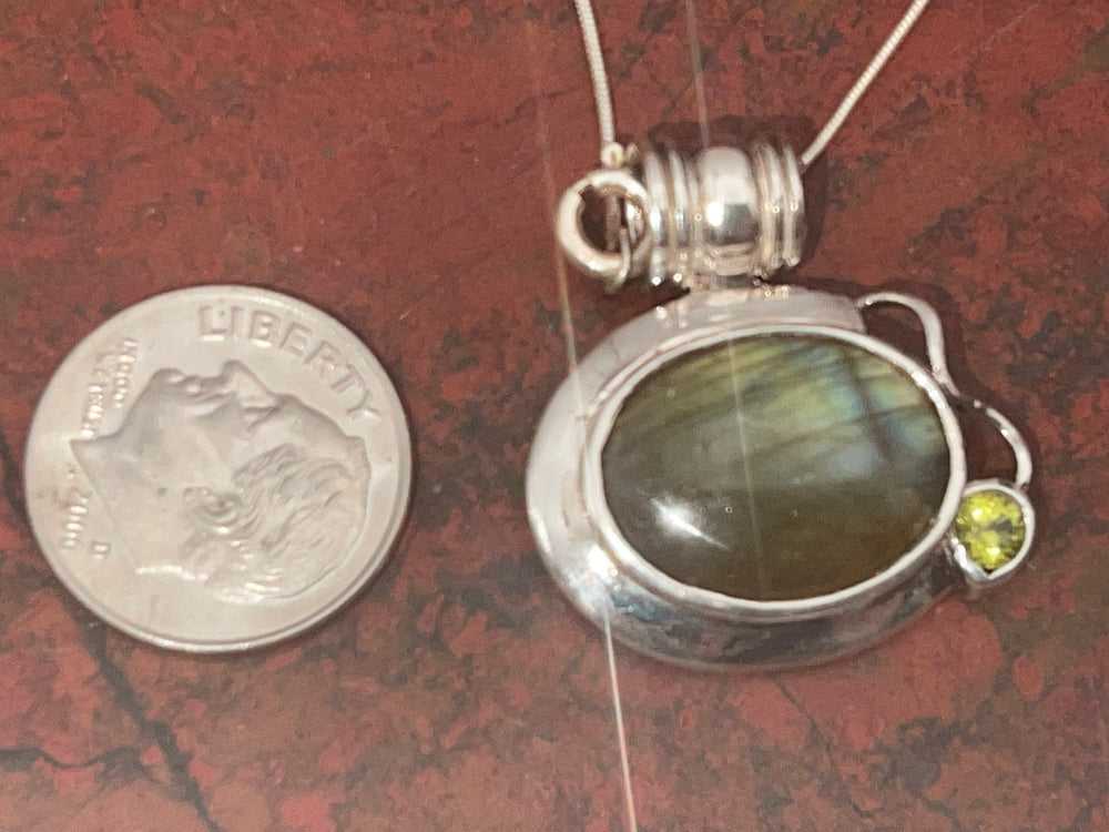 Beautiful Labradorite Gemstone Pendant with Peridot Abstract Modernist Sterling Silver 925 w Chain 20.25 inches