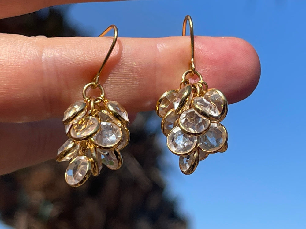 Vintage Beautiful Bezel Set Clear Crystal Cluster Earrings Gold Tone Monet