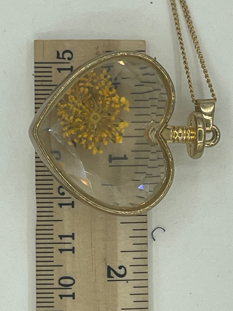Beautiful Crystal Heart Locket Dried Flowers Botanical Floating Pendant Necklace W Chain
