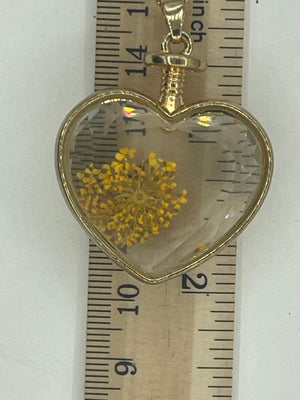Beautiful Crystal Heart Locket Dried Flowers Botanical Floating Pendant Necklace W Chain