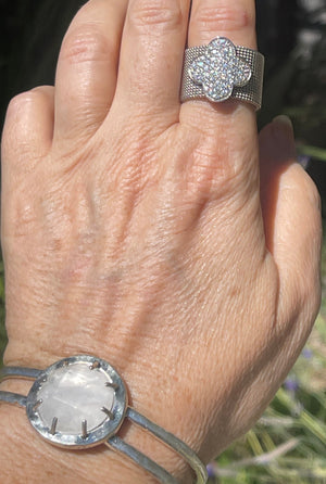 Beautiful Extra Wide Mesh Quatrefoil Ring Sterling Silver 925 N Designer CZ 8.5-8.75
