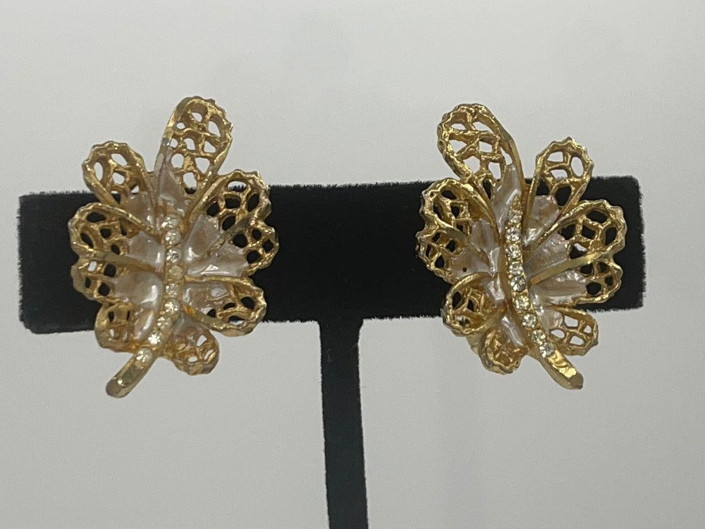 Vintage Designer BSK Floral Leaf Gold Tone Clip Earrings Rhinestones + Enamel