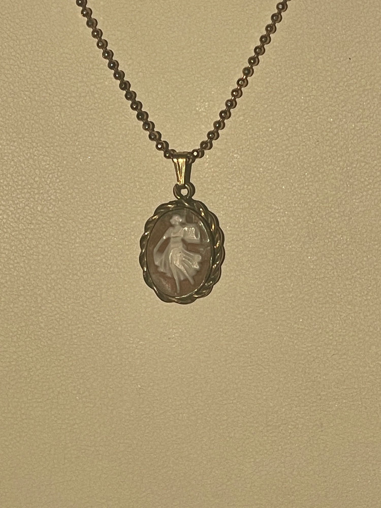 Antique- Vintage Rebecca at the Well Shell Cameo Pendant Necklace w 18kt Gold Plated Chain 12 Kara GF 12kt Gold Filled.