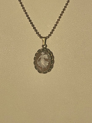 Antique- Vintage Rebecca at the Well Shell Cameo Pendant Necklace w 18kt Gold Plated Chain 12 Kara GF 12kt Gold Filled.