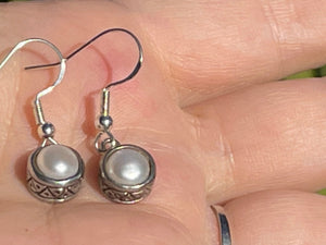 Vintage Sterling Silver 925  White Genuine Pearl Dangle Earrings