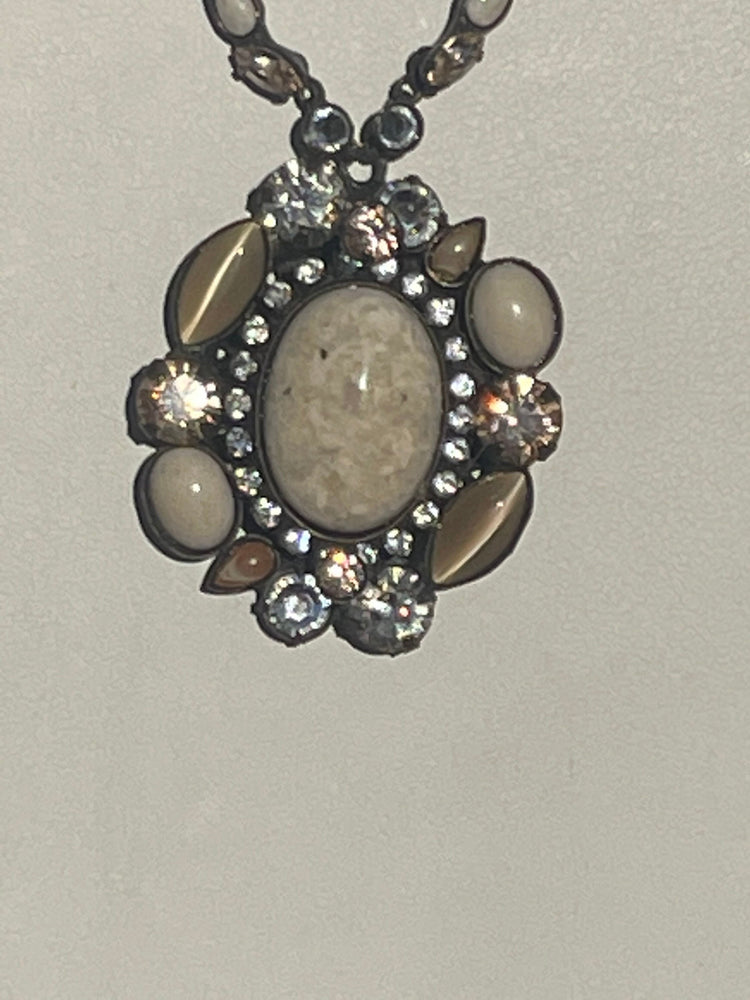 Vintage Designer Sorrelli Crystals Necklace w Pendant