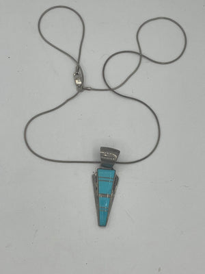 Vintage Sterling Silver 925  Turquoise Southwestern Inlaid Arrowhead Pendant Necklace w Snake Chain