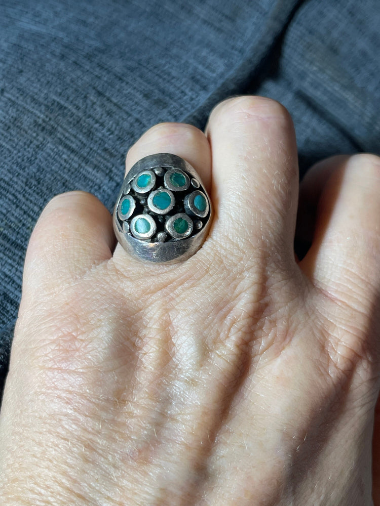 Big Vintage Native American Ring Southwestern Turquoise Dome Shaped Solid Sterling Silver Approx size 6.75