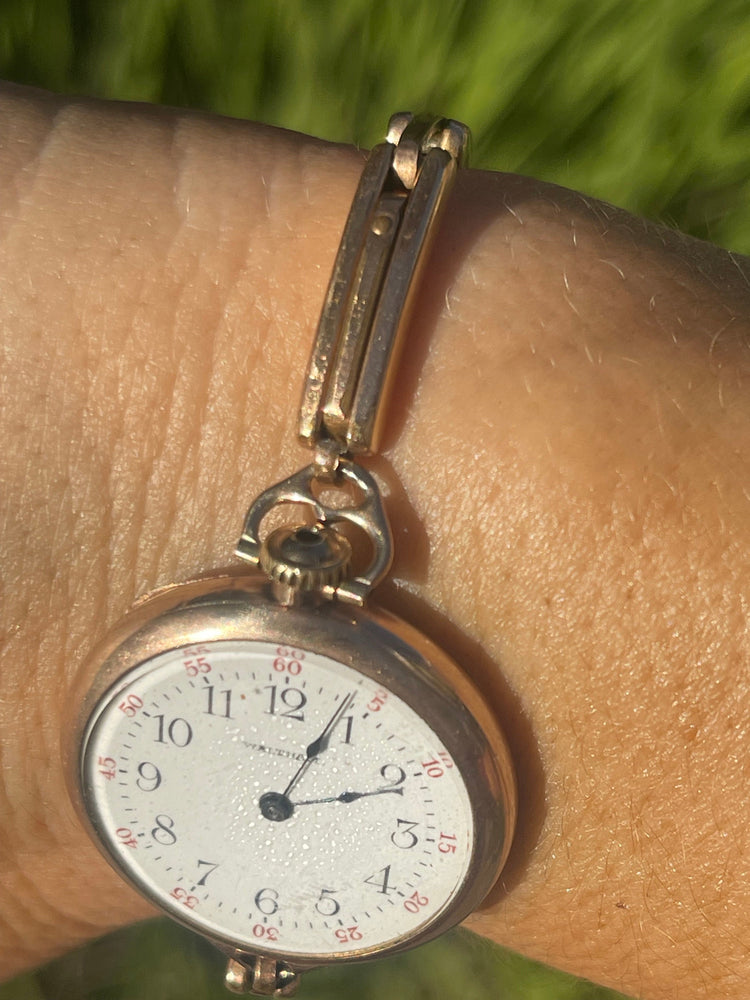 Beautiful Antique Edwardian Waltham Ladies Wrist Watch Gold Filled Case and Band 1913 Runs Progressive Era Cam and Co Stretch Band